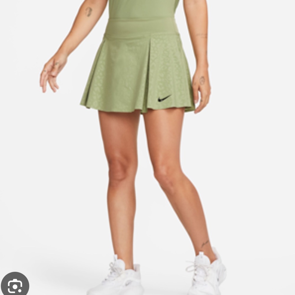 Nike Women's Mint Green Tennis Skirt